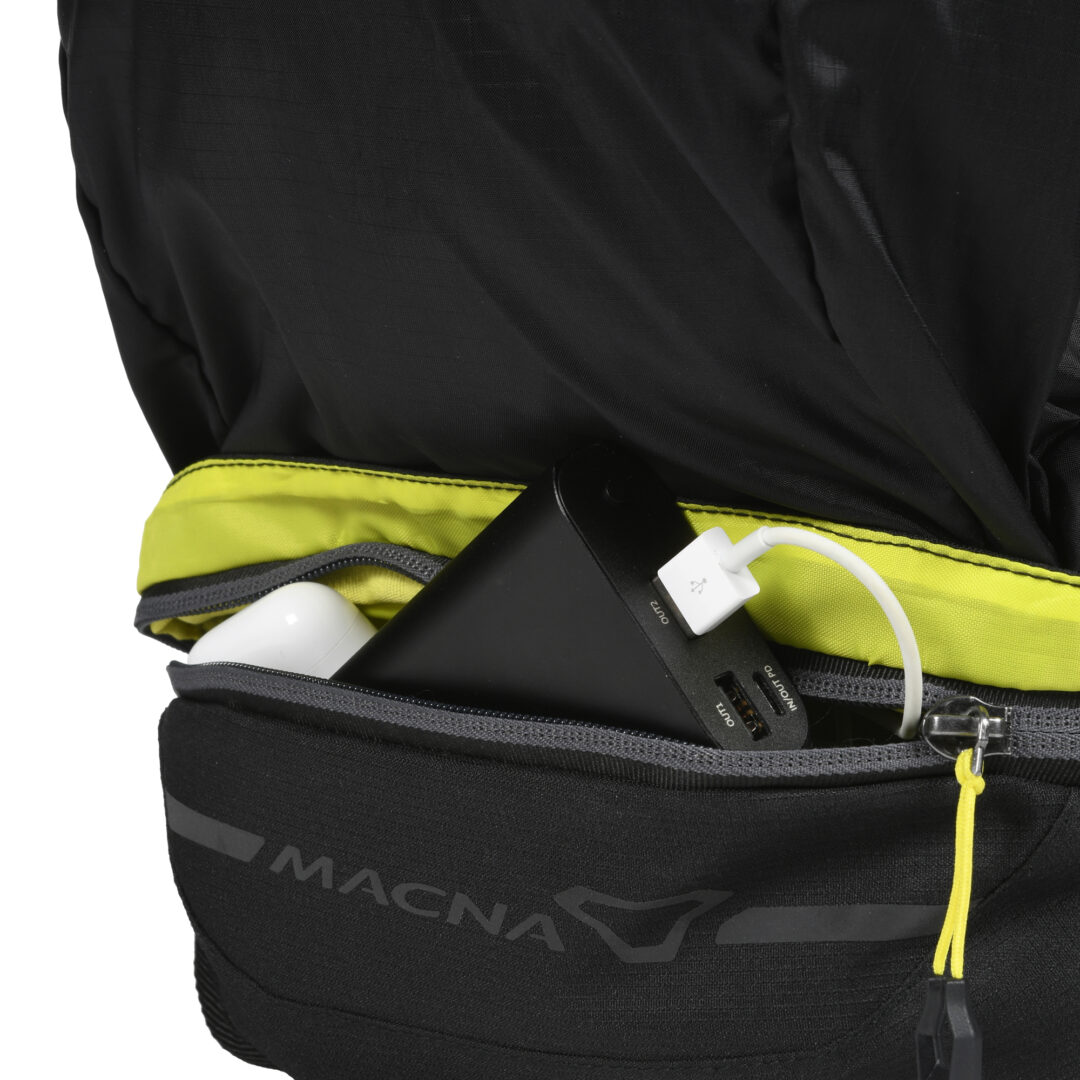 Macna Hipbag Foldable Backpack Zwart