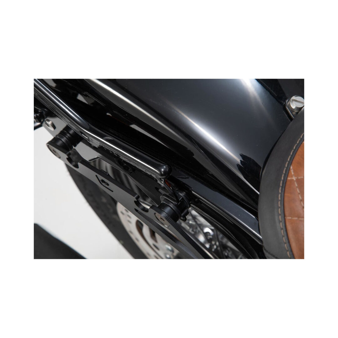 SW-Motech Adapter kit voor SLH side carrier voor combinatie met HoldFast Docking Hardware Kit