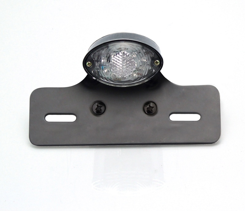 V Parts - Tail Light Black met kentekenplaathouder zwart ovaal universeel