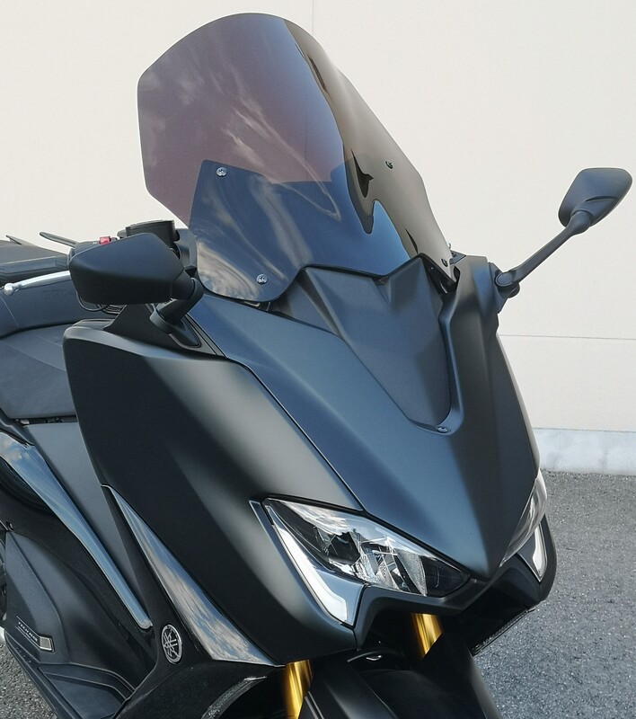 V Parts - Windshield Standard Smoked Black